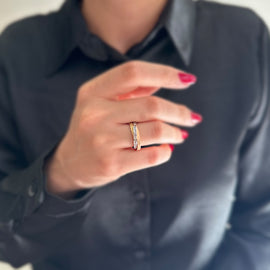 0.50 Karat Pırlantalı Sarmal Alyans