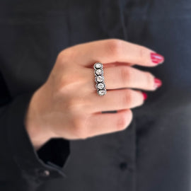 1.91 Karat Elmas Beştaş Yüzük